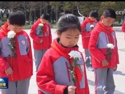 央视《新闻联播》报道周恩来红军小学清明祭英烈主题教育活动